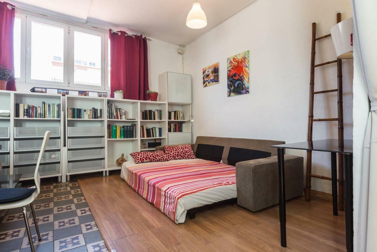 Arrendamiento De Temporada En Ruzafa Apartment Valencia Bagian luar foto