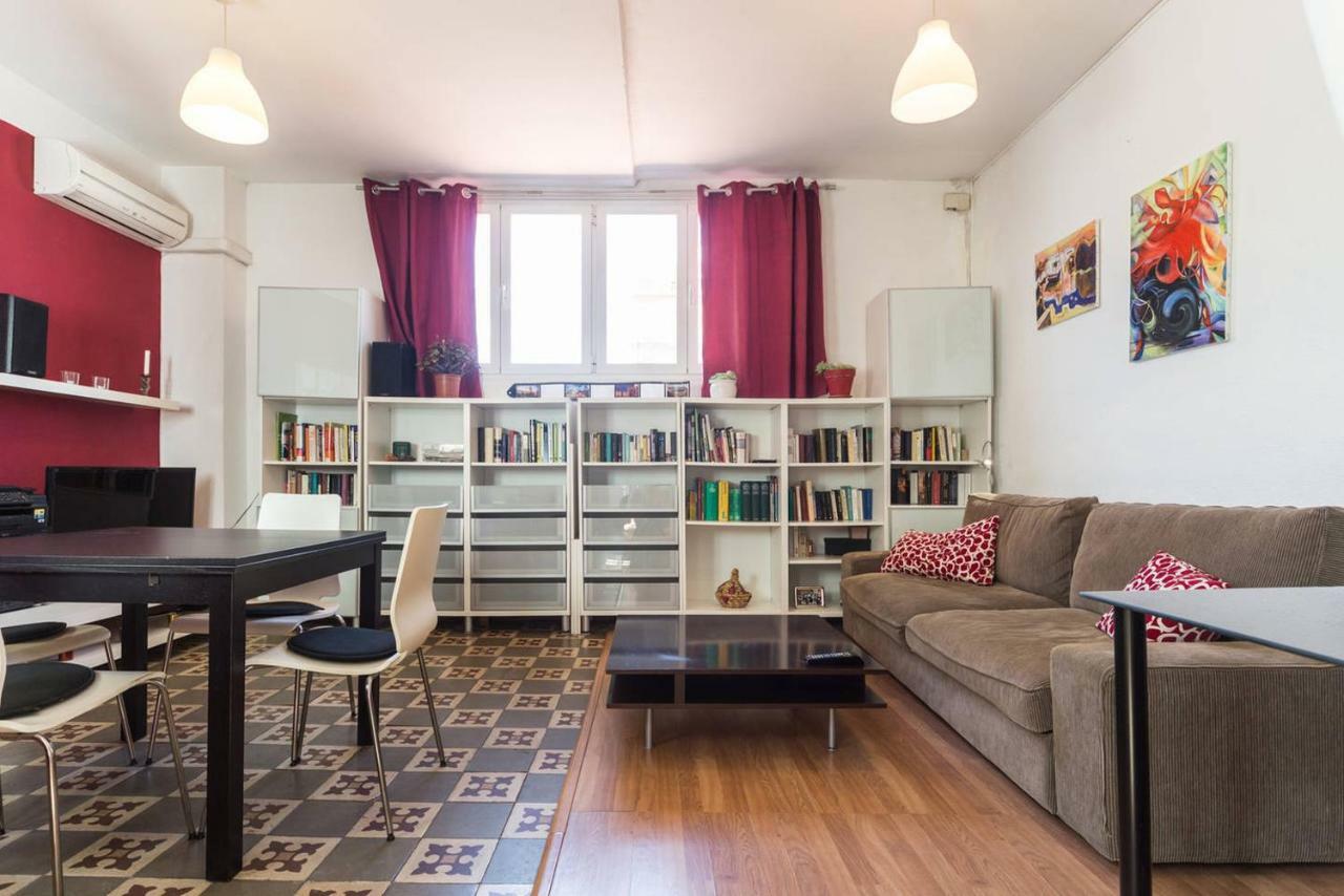 Arrendamiento De Temporada En Ruzafa Apartment Valencia Bagian luar foto